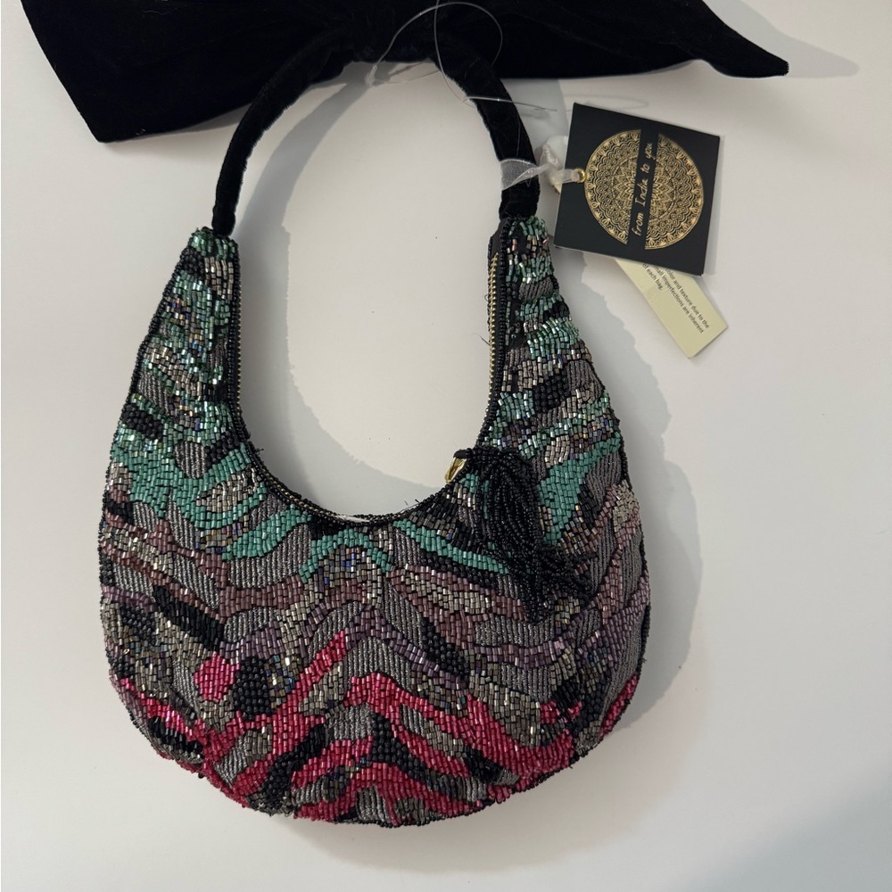 Viral Elegant Beaded Women's Bag